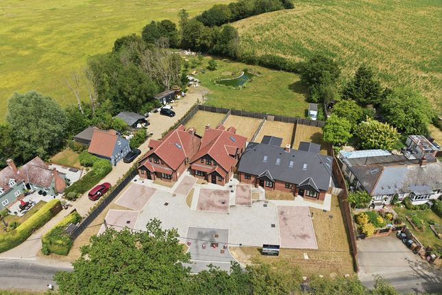 3-bed semi-detached on 4 Misty View, Banters Lane, Chelmsford, £2,000/mo