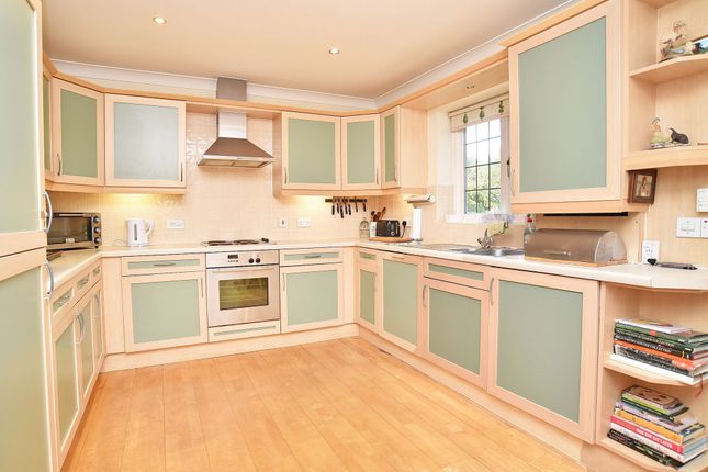 Flat 1, Brackenwood 58a Kent Road, Harrogate photo 4