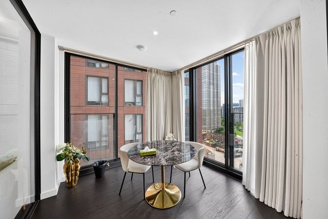 Flat 1108 Damac Tower, 67, Bondway, Nine Elms photo 3