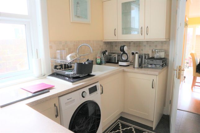 Room to rent in Annington Road, Eastbourne