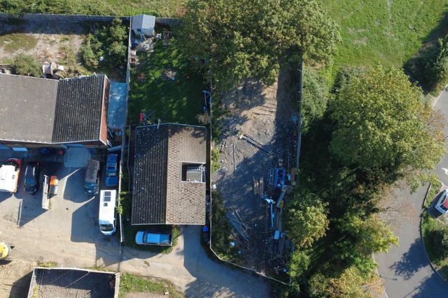 3-bed bungalow on Pavilion Bungalow, Hook Lane, Bognor Regis, £200,000