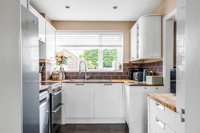 81 Castle Drive, Sevenoaks photo 4
