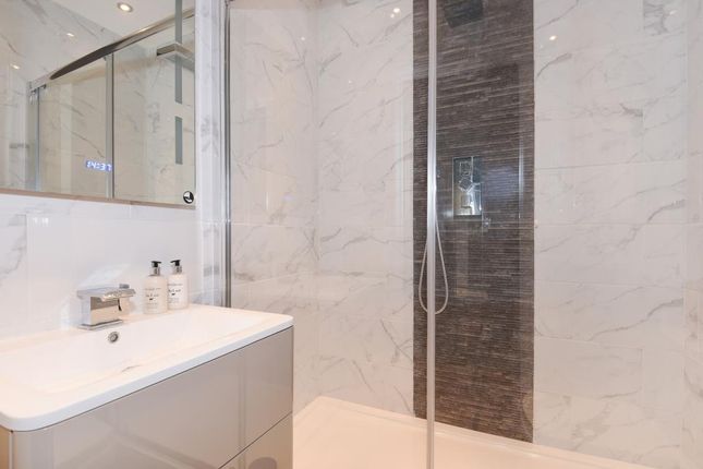 Flat for sale in Abbey House, St Johns Wood