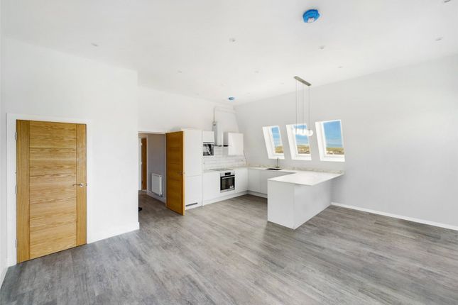 Thumbnail Flat for sale in Killerton Road, Bude