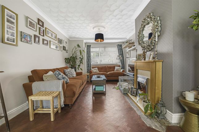 42, Dyfrig Road, Cardiff photo 3