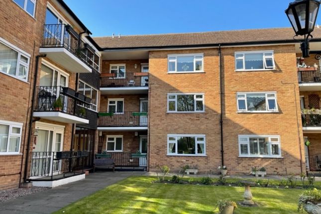 Thumbnail Flat to rent in Hawthornden Court, Penns Lane, Sutton Coldfield