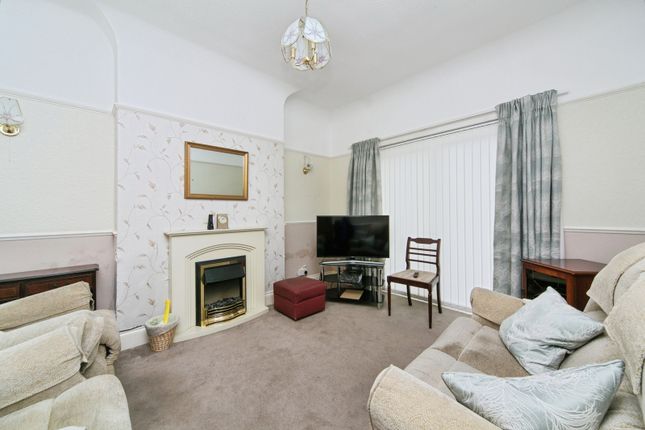 13, Rosebery Avenue, Conwy photo 4