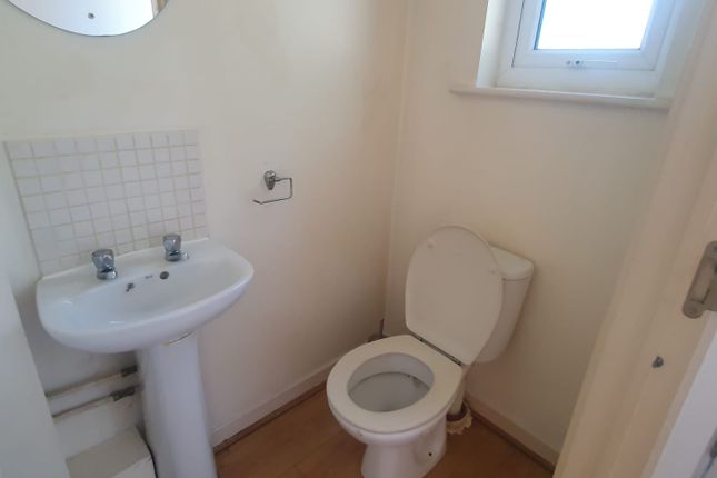 Chapman Court, Dartford photo 3