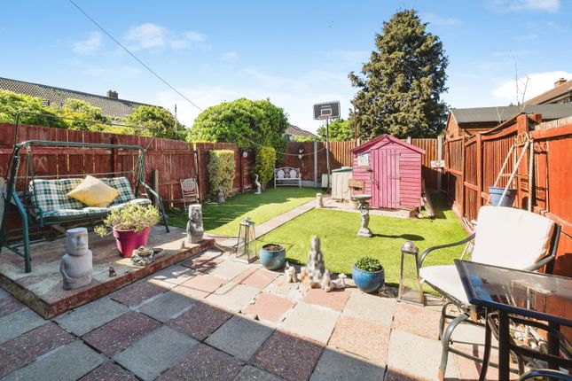 11, Roycraft Avenue, Barking photo 4