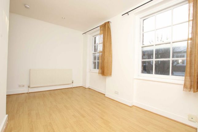 Offord Road, London photo 4