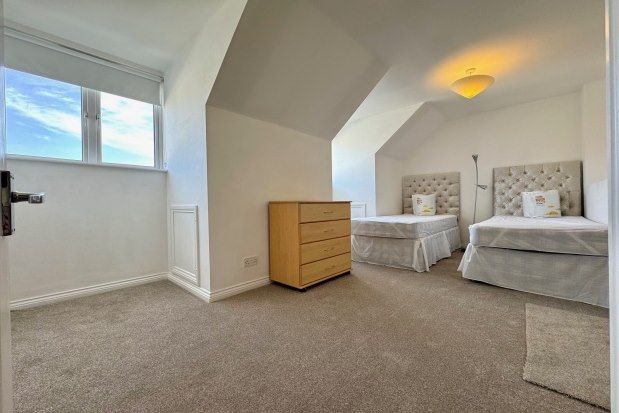 Penthouse to rent in The Strand, Brighton