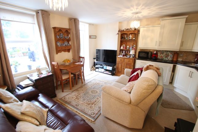 Flat 1, The Aspens, Northbrook Road, Swanage photo 3