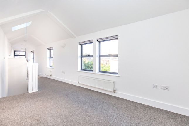 Maycroft Lodge,, Highbury Villas, Bristol photo 3