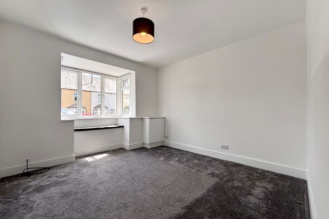 137, Amersham Road, Buckinghamshire photo 2