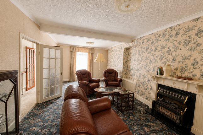 70, Treharne Street, Pentre photo 4