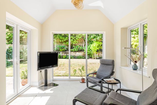 11A, Lymington Bottom Road, Four Marks photo 3