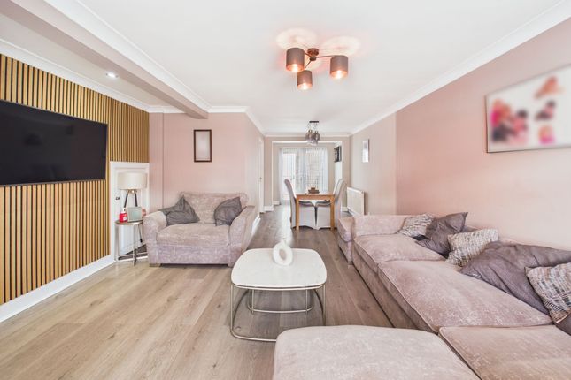 33 Olifard Avenue, Glasgow photo 4
