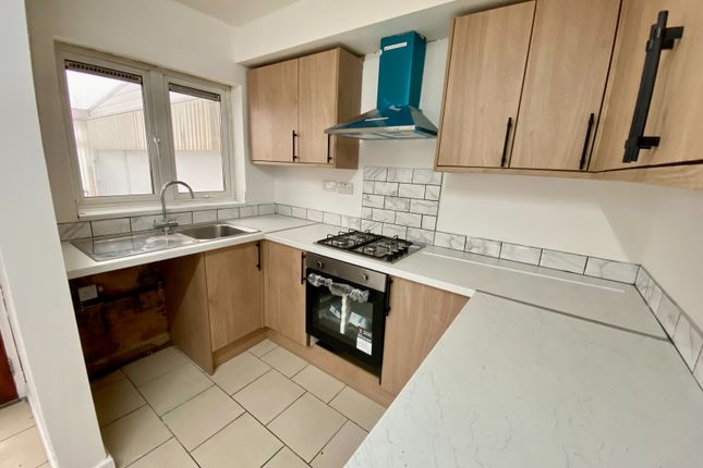 17, Garden Walk, Bilston photo 4