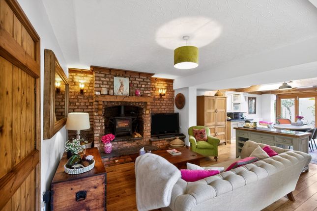 10 Hatton Lane, Warrington photo 3