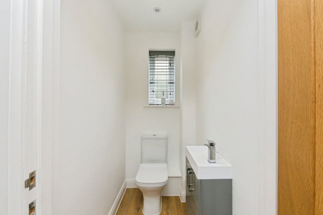 535a,, Crewe Road, Cheshire photo 4