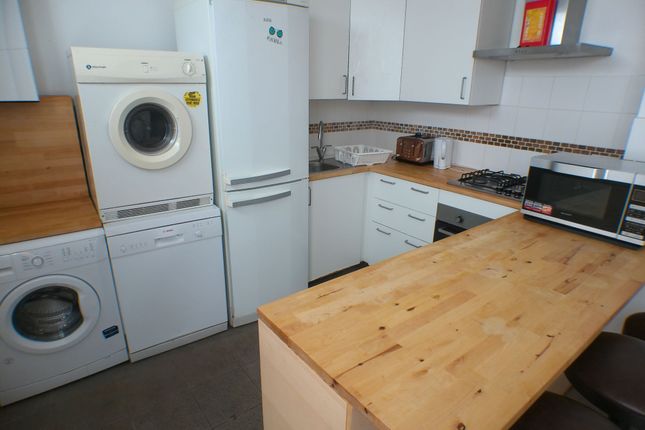 Detached house to rent in Mount Pleasant Road, Exeter