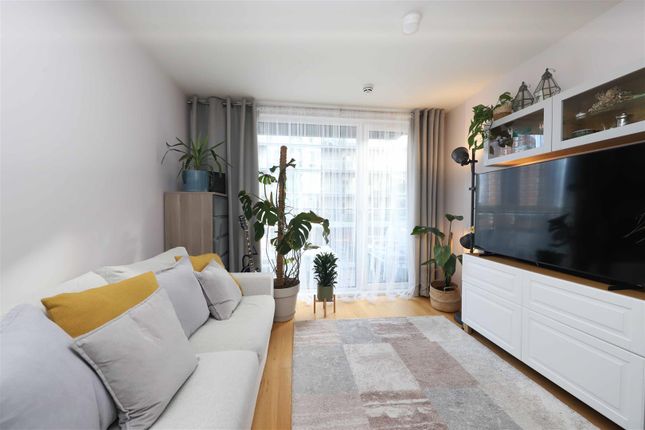 Flat 113, Vantage Building, Station Approach, Hayes photo 3