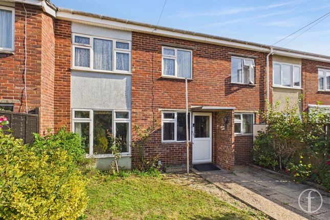 3-bed terraced on 73 Triumph Close, Fareham, £250,000