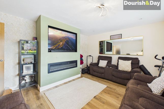 843 Cannock Road, Wolverhampton photo 3