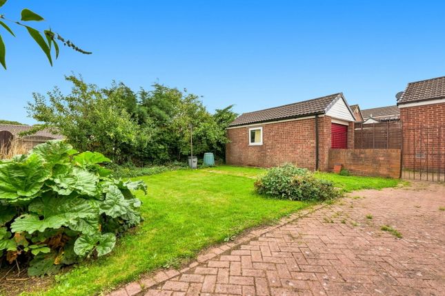 6, Sylvan Close, Rotherham photo 4