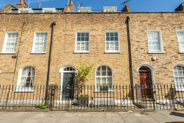 Thumbnail Terraced house for sale in Morgan Street, London