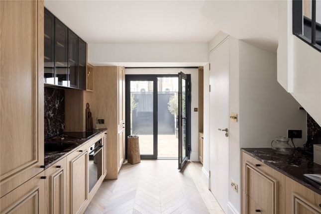 The Cottage, 72, St Quintin Avenue, London photo 4