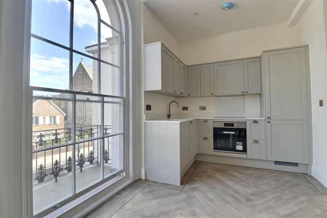 Apartment 2, 1, Portland Terrace, Southsea photo 2