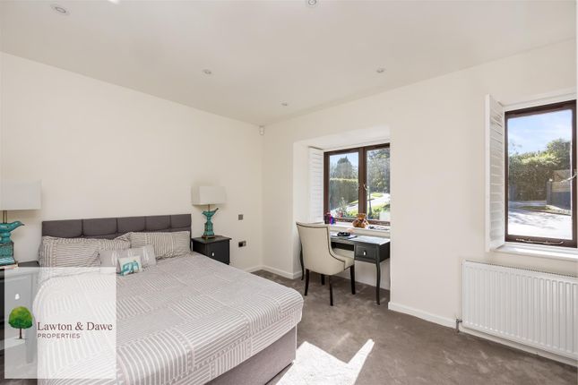 Tongdean Lane, 84A-015.Jpg