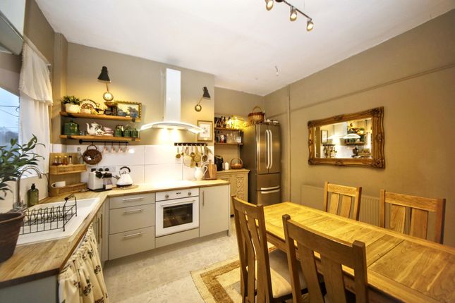 37 Hutton Street, Wigan photo 3