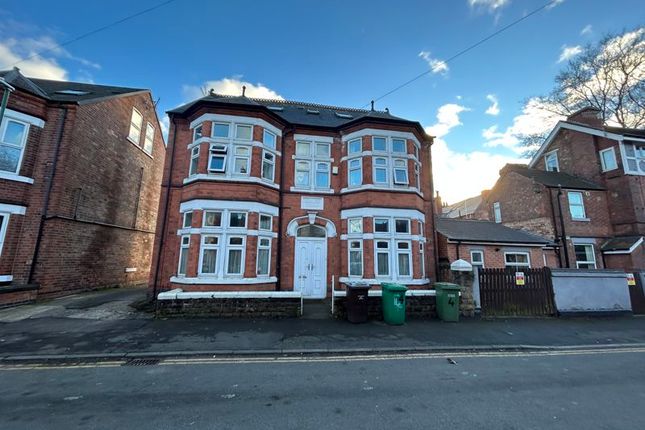 Thumbnail Shared accommodation to rent in Willoughby Avenue, Lenton, Nottingham