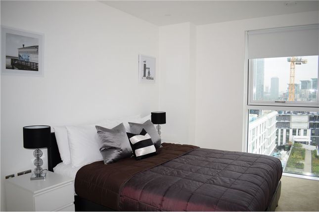 Flat to rent in Pinto Tower, 4 Hebden Place, London