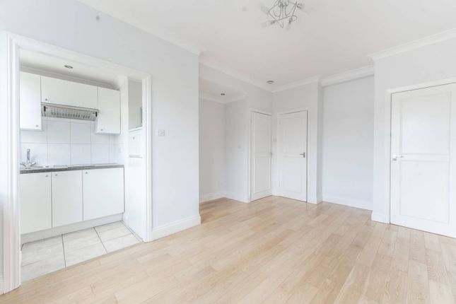 Studio for sale in Sloane Avenue, Chelsea, London