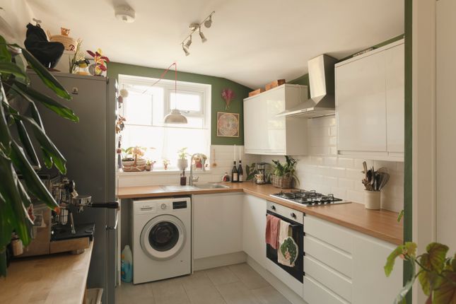 26b, Colls Road, Peckham photo 4