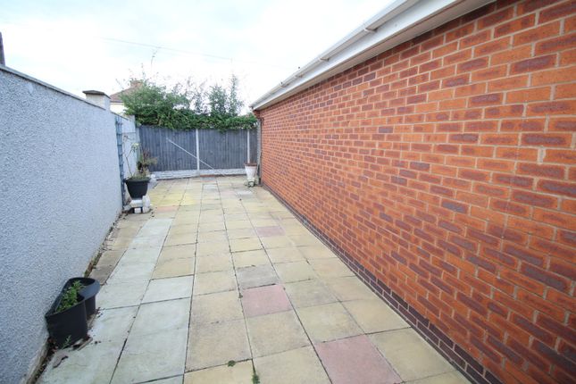 Bungalow for sale in The Tea Garden, Bedworth, Warwickshire