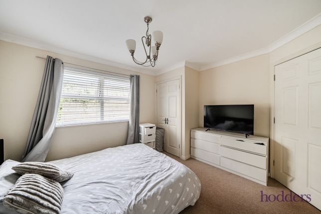 1,, Rushmon Court, Chertsey photo 4