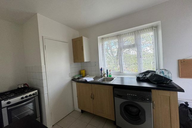 Flat to rent in Campsbourne Road, London