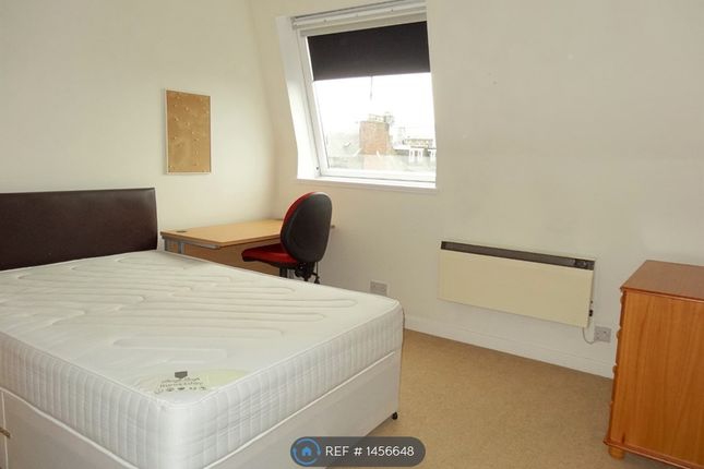 Thumbnail Flat to rent in St Andrews Court, Aberdeen