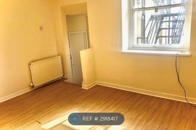 Flat, Bay View Road, Colwyn Bay photo 3