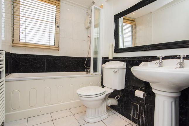 28, John Barnes Walk, London photo 4