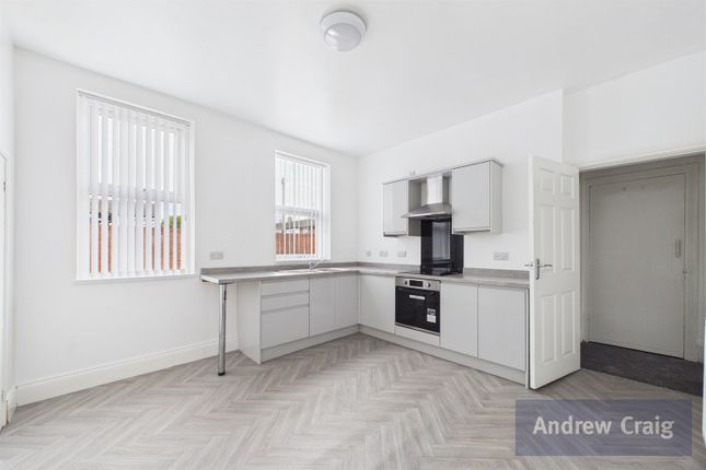 14 Grange Road West, Jarrow photo 3