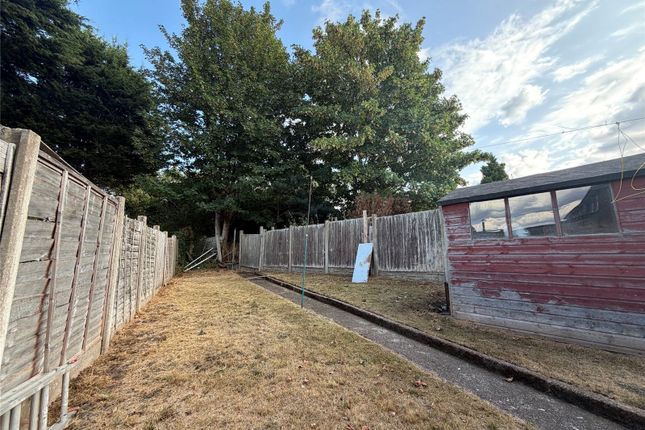 77, Plumstead Road, West Midlands photo 4