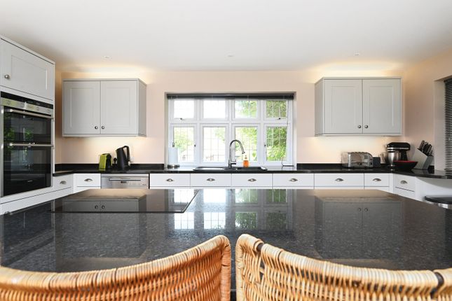 Windover,, Hill Top Road, East Grinstead photo 4