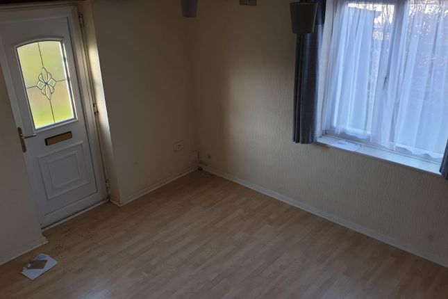 Semi-detached house to rent in Branton Close, Luton