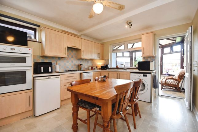 26, Jubilee Avenue, Chelmsford photo 2