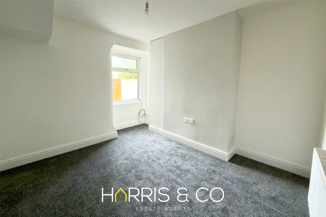 19, Elm Street, Lancashire photo 4